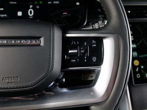 New 2026 Land Rover Range Rover SE image 19