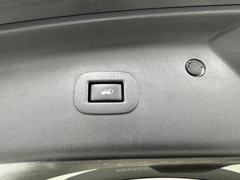 Used 2019 INFINITI QX80 Luxe w/ Proassist Package image 41