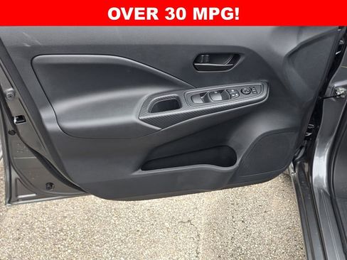 New 2025 Nissan Versa S w/ Trunk Package FWD image 23