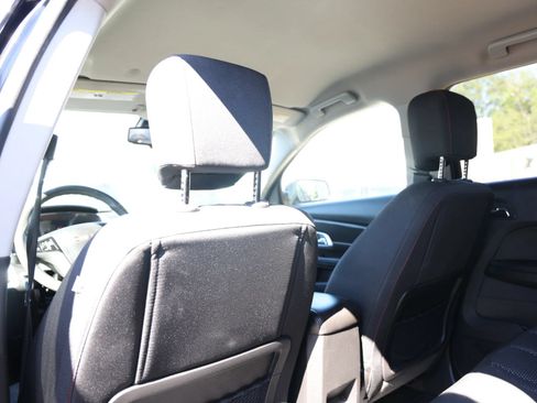 Used 2017 GMC Terrain SLE FWD image 18