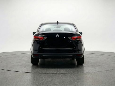 Used 2025 Nissan Versa SV FWD image 7