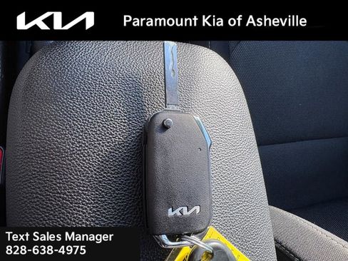 Used 2024 Kia Forte LXS w/ LXS Technology Package image 28