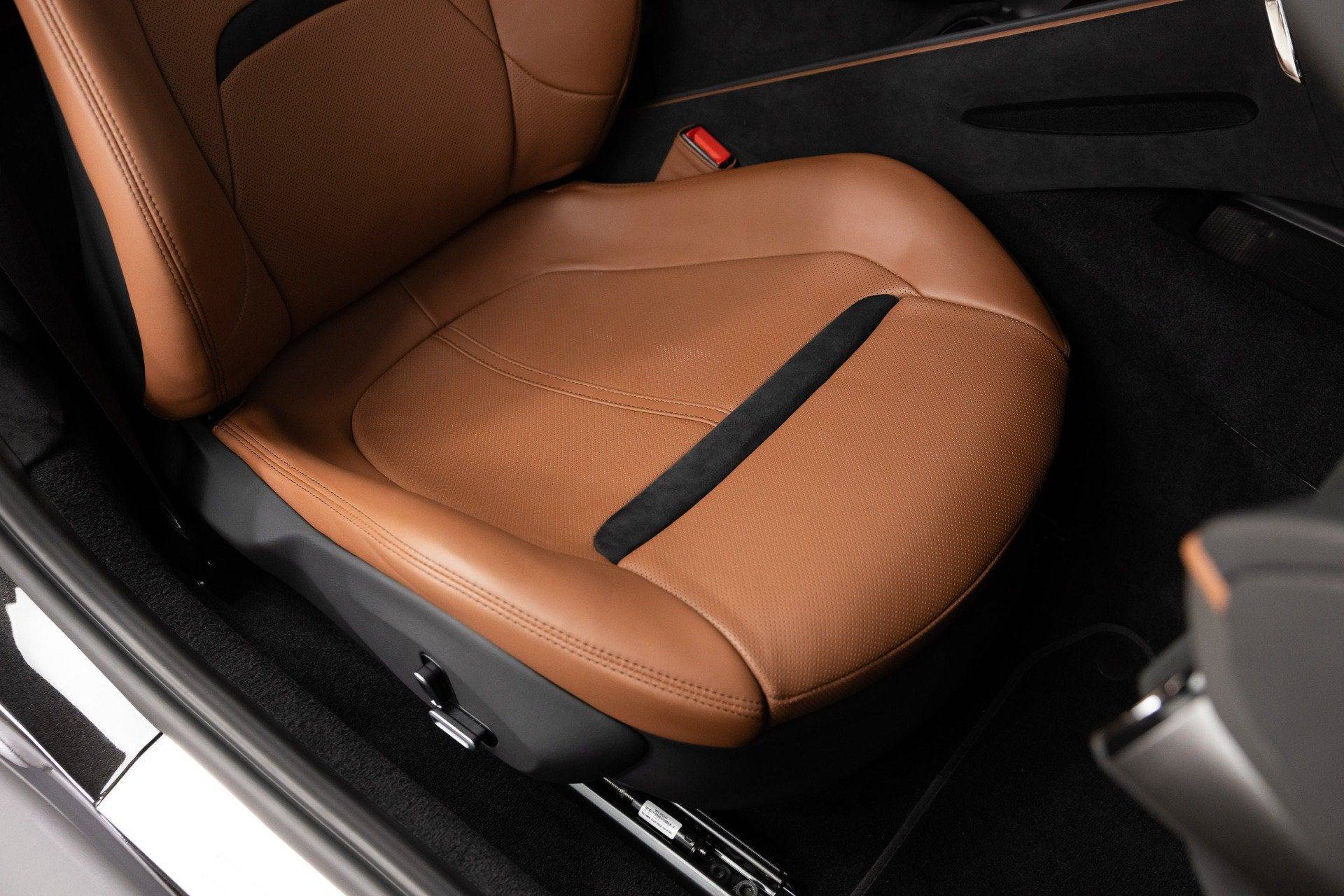 Certified 2023 Ferrari Roma RWD image 65