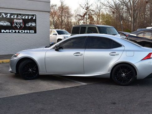 Used 2016 Lexus IS 300 AWD image 3
