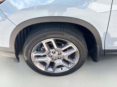 Used 2023 Honda Passport EX-L image 36