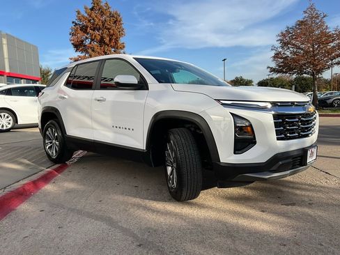 Used 2025 Chevrolet Equinox LT image 5