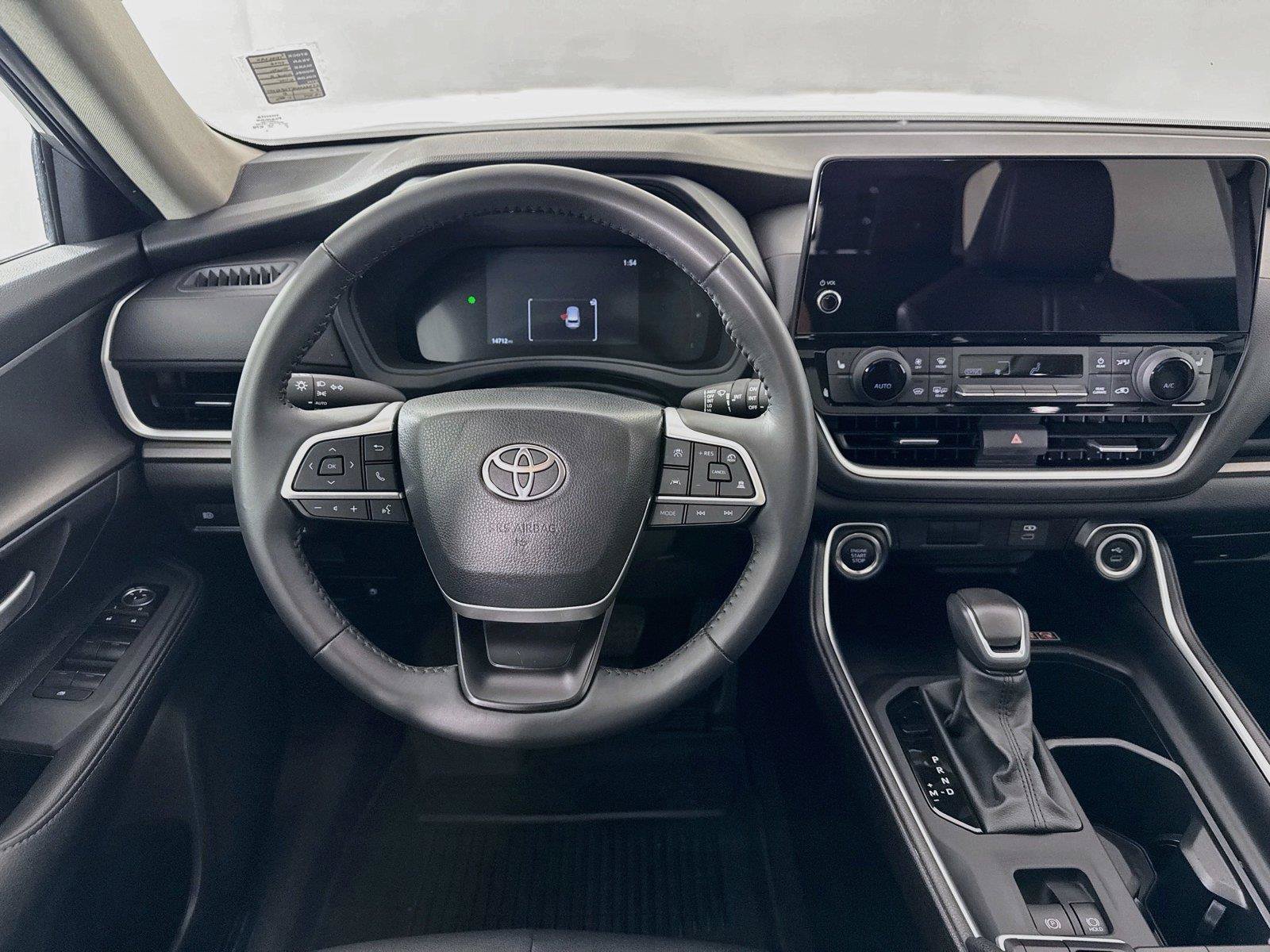 Certified 2026 Toyota Grand Highlander FWD image 33