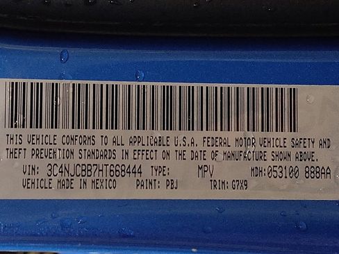 Used 2017 Jeep Compass Latitude w/ Popular Equipment Group image 33