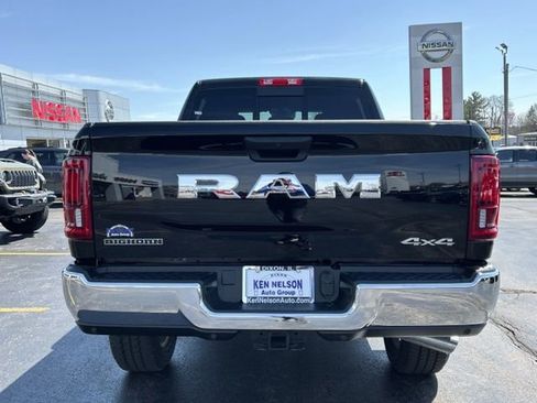 New 2026 RAM 2500 Big Horn AWD/4WD image 9