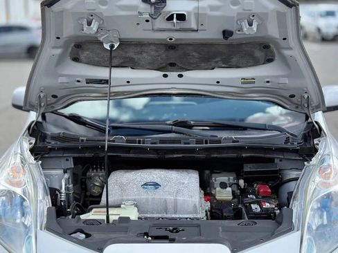 Used 2014 Nissan Leaf S w/ Charge Package image 29