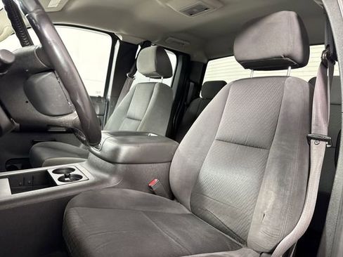 Used 2009 GMC Sierra 1500 SLE w/ Power Pack Plus AWD/4WD image 19