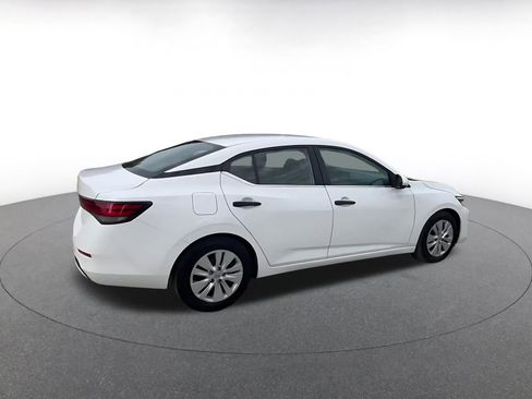 Used 2025 Nissan Sentra S image 14
