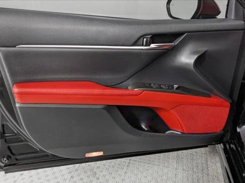 Used 2022 Toyota Camry XSE image 13