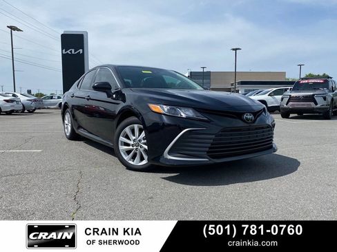 Used 2023 Toyota Camry LE FWD image 1