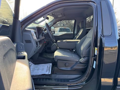 Used 2024 Ford F250 XL w/ FX4 Off-Road Package image 10