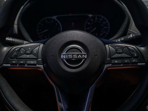 Used 2024 Nissan Sentra SV FWD image 24
