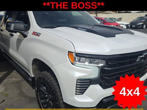 Used 2023 Chevrolet Silverado 1500 LT Trail Boss w/ LT Trail Boss Premium Package image 3