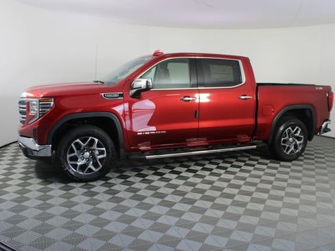 New 2026 GMC Sierra 1500 SLT image 2