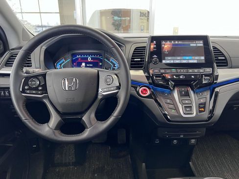 Used 2024 Honda Odyssey Touring image 6