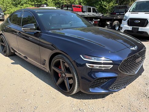 Used 2023 Genesis G70 3.3T w/ Sport Prestige Package RWD image 5