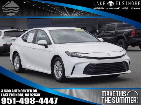 Used 2025 Toyota Camry LE FWD image 1