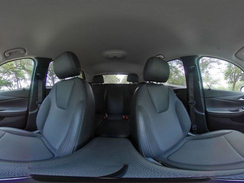 Used 2025 Buick Encore GX Preferred image 40