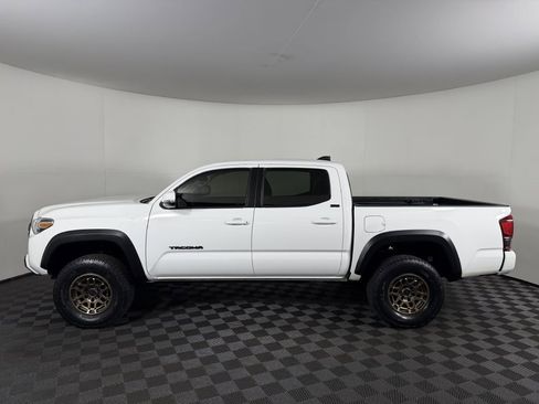 Used 2023 Toyota Tacoma 4x4 Double Cab w/ Trail Edition image 11