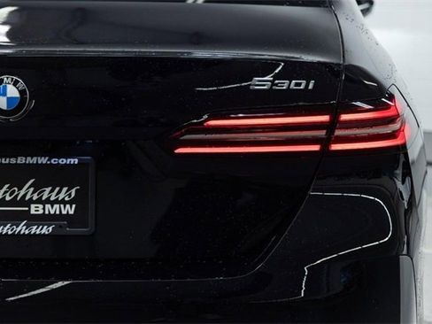 New 2026 BMW 530i xDrive image 11