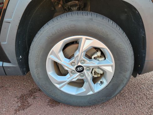 Certified 2024 Hyundai Tucson SE AWD/4WD image 7