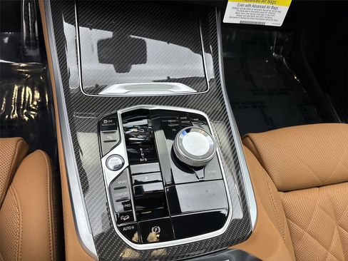 New 2026 BMW X5 M60i image 23