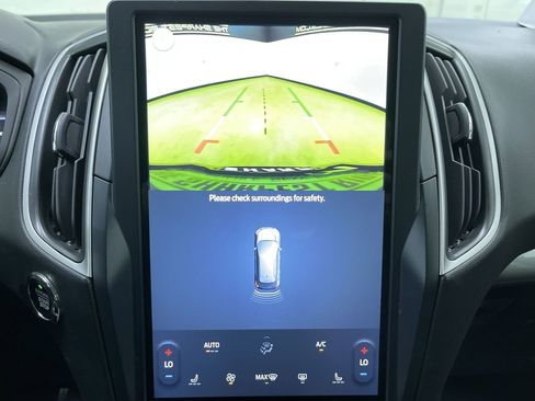 Used 2024 Ford Edge SEL image 22