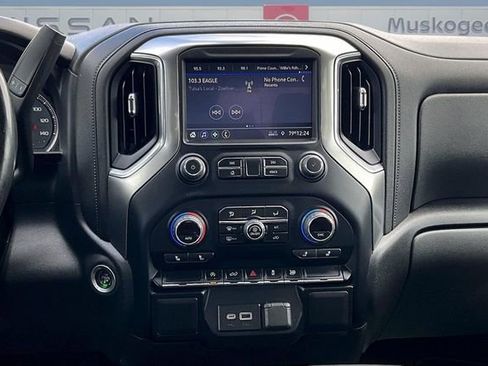 Used 2022 Chevrolet Silverado 1500 LT image 10