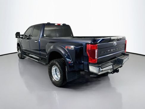 Used 2022 Ford F350 Lariat w/ Lariat Ultimate Package AWD/4WD image 5