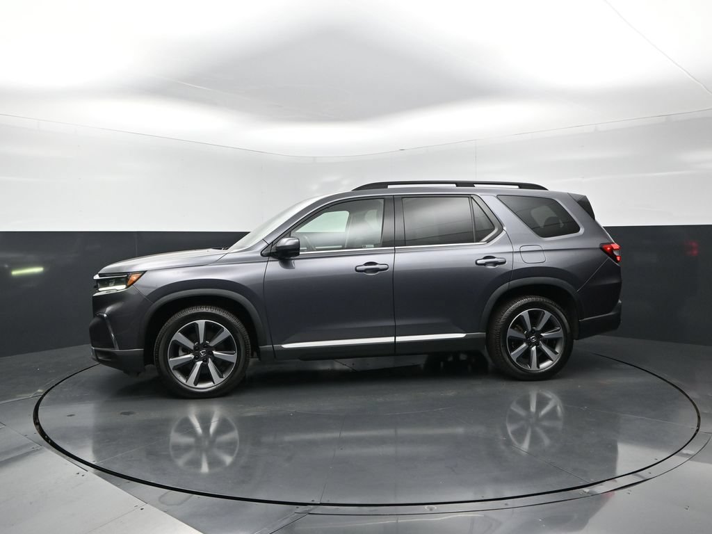 Used 2023 Honda Pilot Elite image 4