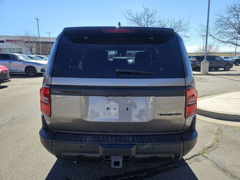 Used 2025 Toyota Land Cruiser 1958 image 7