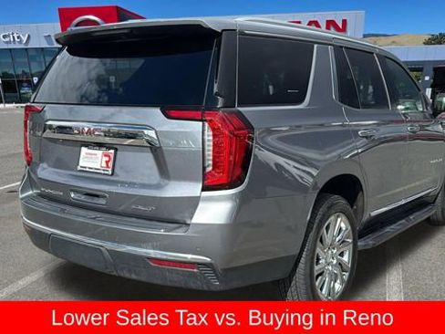 Used 2021 GMC Yukon SLT w/ SLT Premium Package image 3