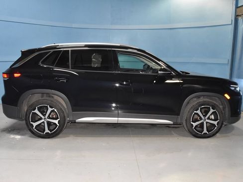 Certified 2026 Volkswagen Tiguan SE w/ Panoramic Sunroof Package AWD/4WD image 19