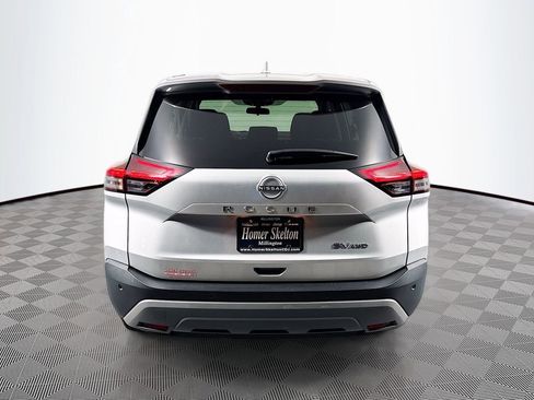 Used 2023 Nissan Rogue SV AWD/4WD image 6