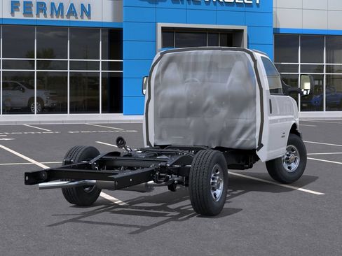 New 2026 Chevrolet Express 3500 w/ Power Convenience Package RWD image 5