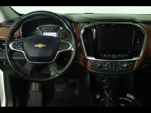 Used 2021 Chevrolet Traverse High Country AWD/4WD image 15