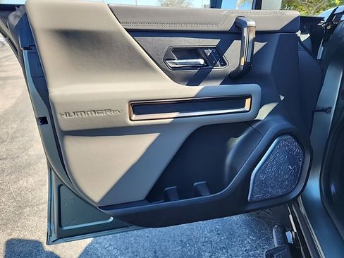 Used 2024 GMC Hummer EV 3X w/ Extreme Off-Road Package image 30