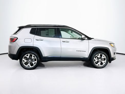 Used 2018 Jeep Compass Limited w/ Navigation Group image 10