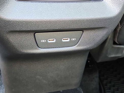 Certified 2026 Volkswagen Tiguan SE R-Line AWD/4WD image 21
