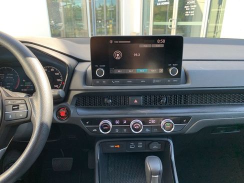 Certified 2024 Honda CR-V EX image 17