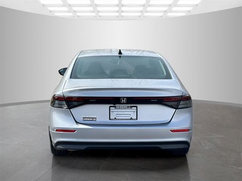 New 2025 Honda Accord SE image 7