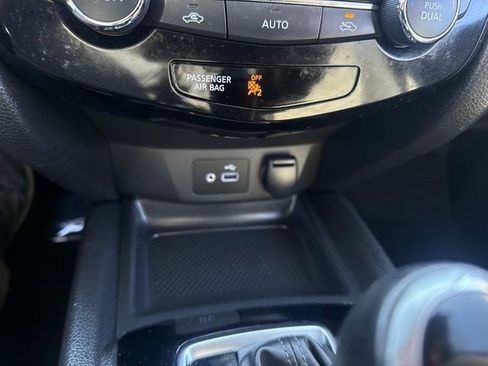 Used 2020 Nissan Rogue Sport SV w/ All-Weather Package image 26