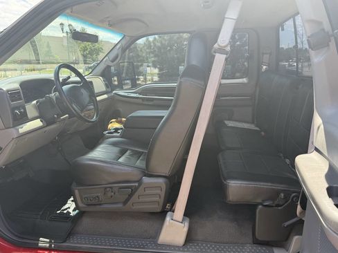 Used 1999 Ford F250 XLT image 11