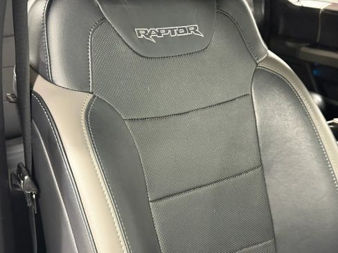 Used 2018 Ford F150 Raptor w/ Equipment Group 802A Luxury AWD/4WD image 47