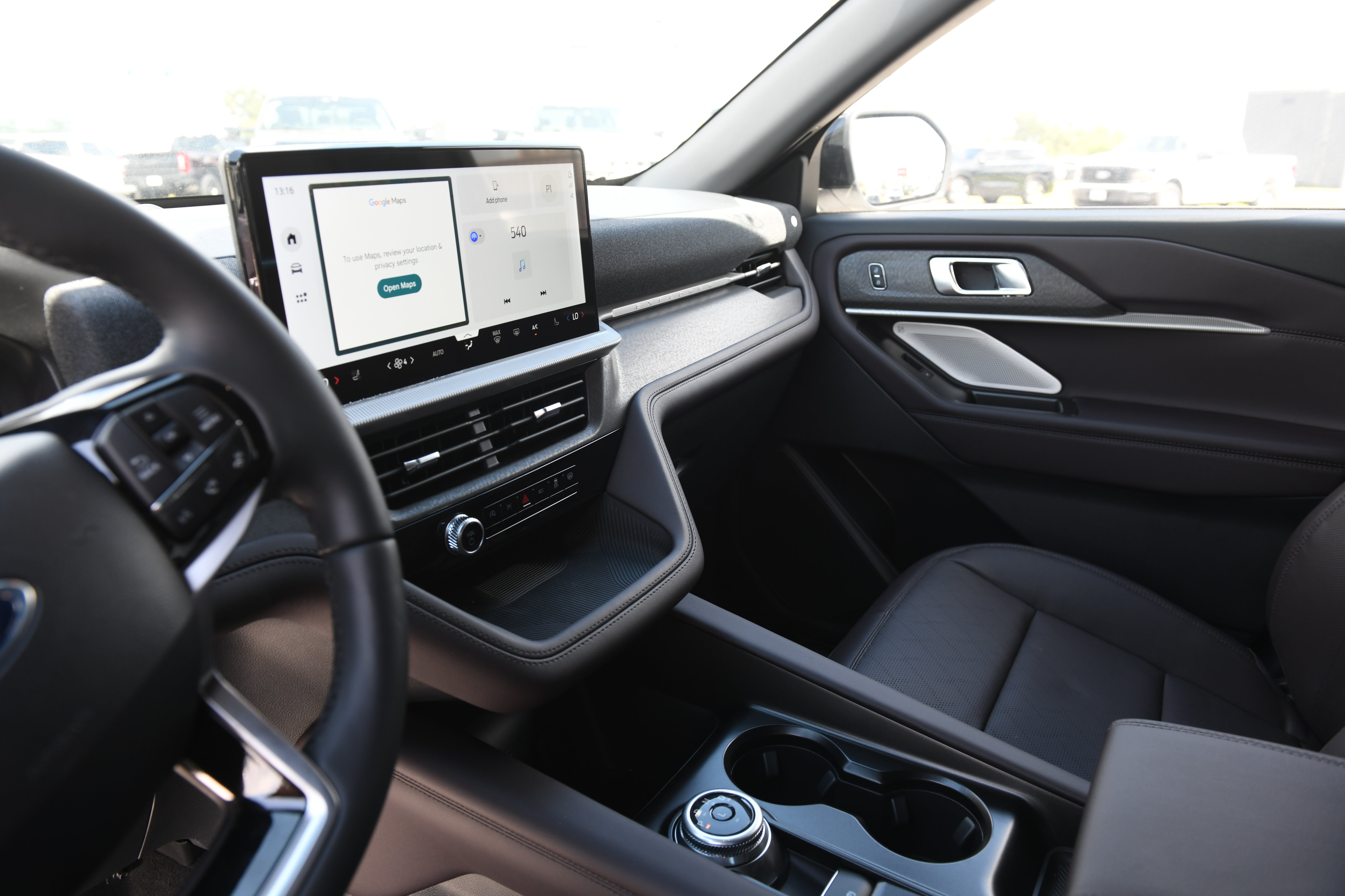 New 2027 Ford Explorer Platinum RWD image 18