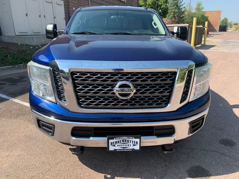 Used 2017 Nissan Titan SV AWD/4WD image 2